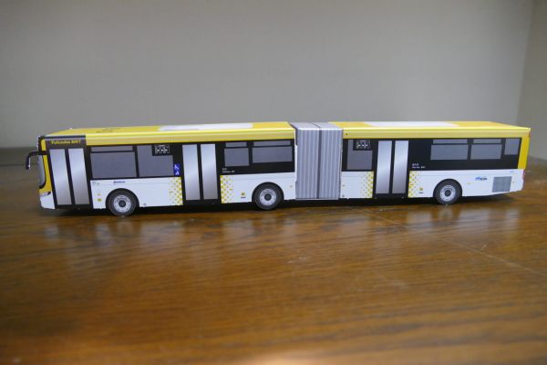 bus32.jpg